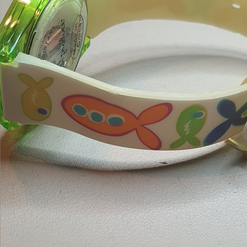 🦋10/$20🦋 Fresh Produce Green/Blue/Orange Resin Women's Watch - Picture 4 of 7